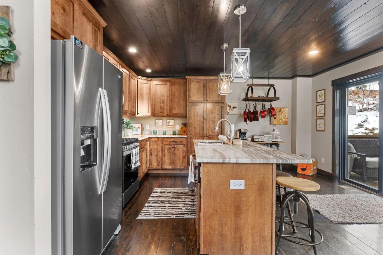 Villa Whiskey Hills At Terry Peak à Lead Extérieur photo