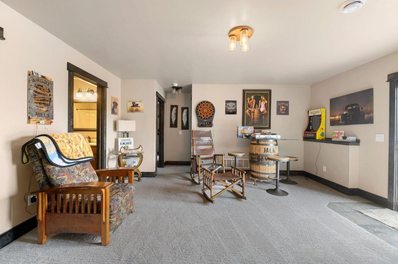 Villa Whiskey Hills At Terry Peak à Lead Extérieur photo